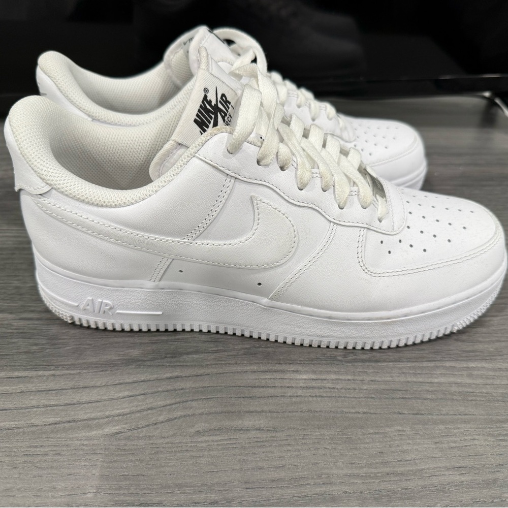 Nike Air Force 1 Triple White Sneakers